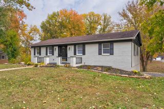622 Forest Park Drive, Newburgh, IN 47630