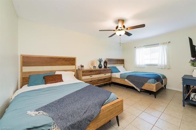 8312 Tahiti RD, Fort Myers, FL 33967