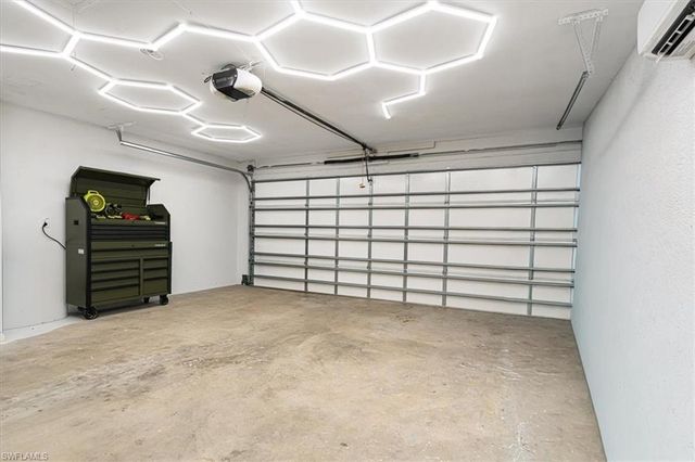 8312 Tahiti RD, Fort Myers, FL 33967