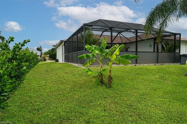 8312 Tahiti RD, Fort Myers, FL 33967