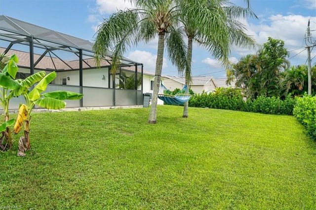 8312 Tahiti RD, Fort Myers, FL 33967