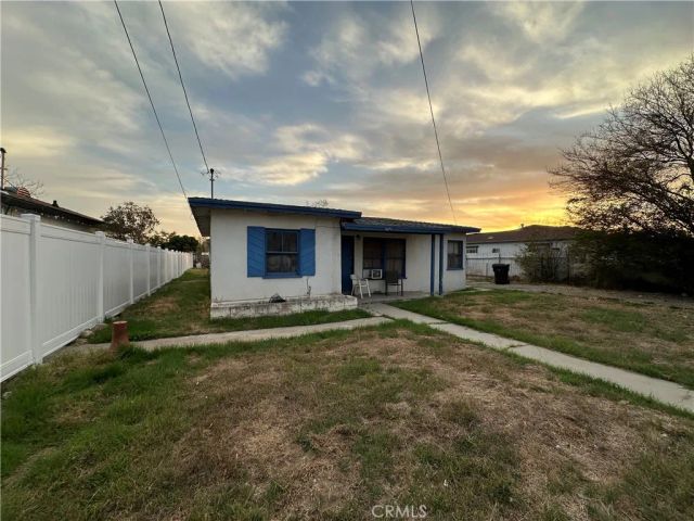 14989 Hibiscus Avenue, Fontana, CA 92335