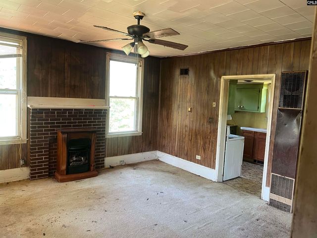 3715 SC Highway 391, Prosperity, SC 29127