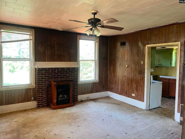 3715 SC Highway 391, Prosperity, SC 29127