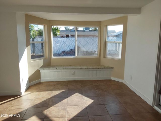 715 E Taylor Street, Tempe, AZ 85288