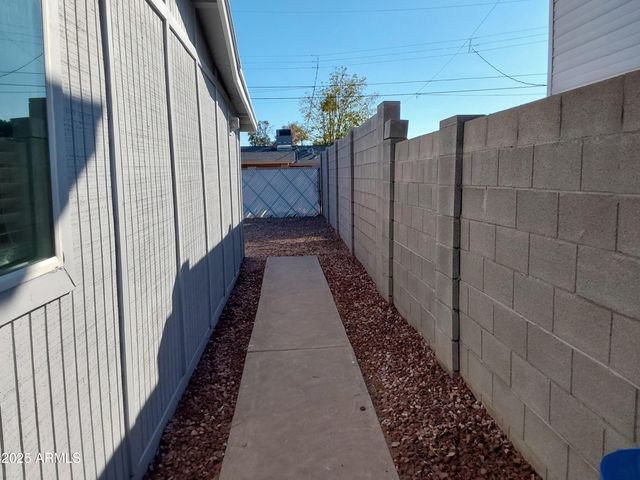 715 E Taylor Street, Tempe, AZ 85288
