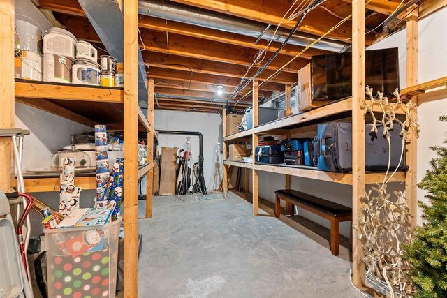 3123 W OTTERTAIL COURT, Green Bay, WI 54311