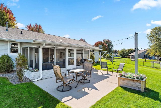 3123 W OTTERTAIL COURT, Green Bay, WI 54311