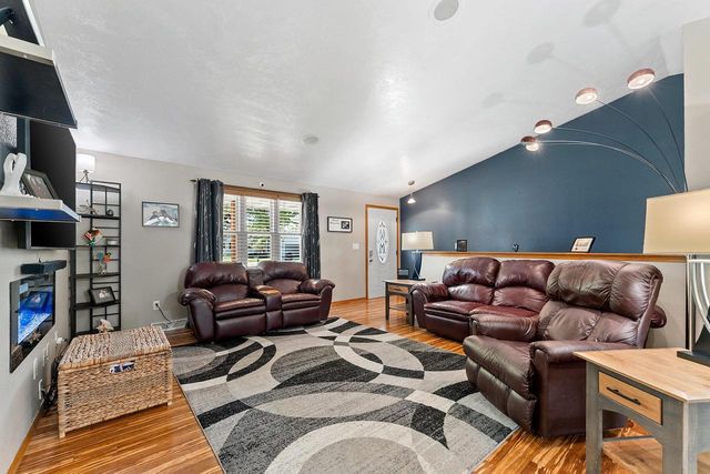 3123 W OTTERTAIL COURT, Green Bay, WI 54311