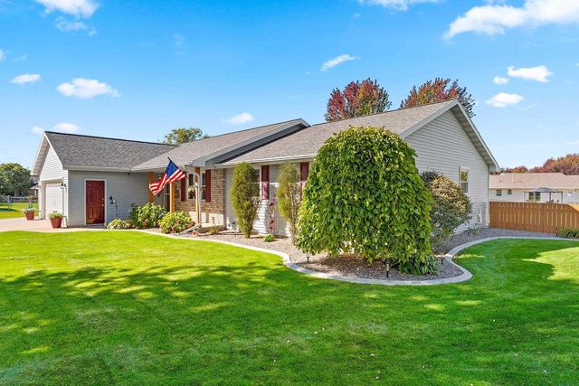3123 W OTTERTAIL COURT, Green Bay, WI 54311