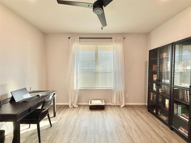 13051 Clearview Drive, Willis, TX 77318