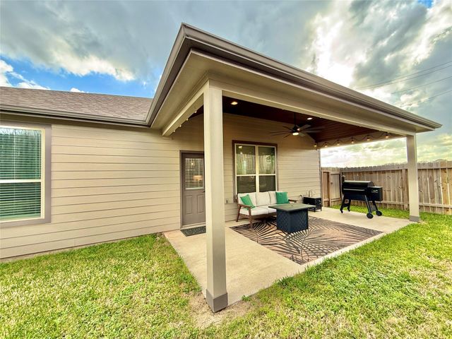 13051 Clearview Drive, Willis, TX 77318