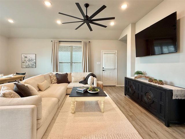 13051 Clearview Drive, Willis, TX 77318