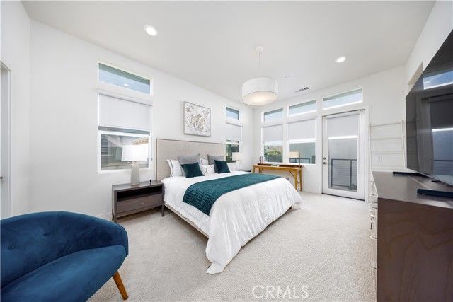 109 Newall, Irvine, CA 92618