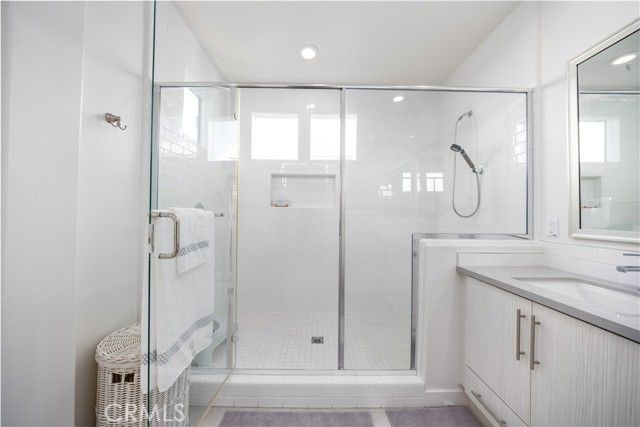 109 Newall, Irvine, CA 92618