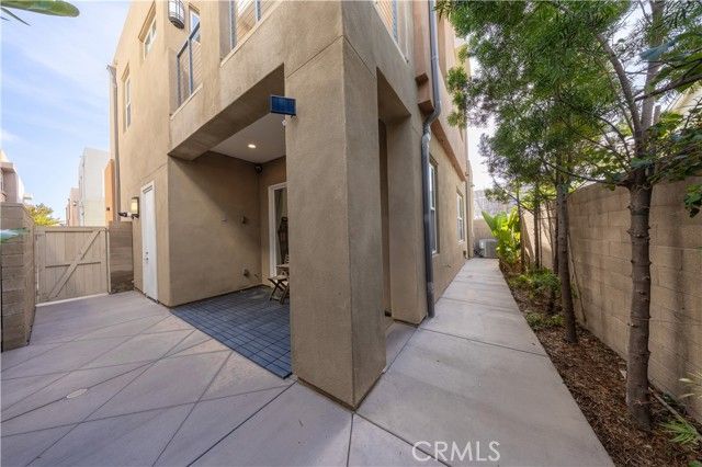 109 Newall, Irvine, CA 92618