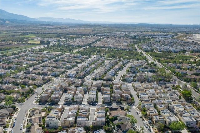 109 Newall, Irvine, CA 92618