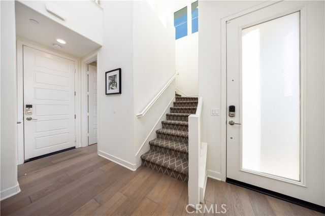 109 Newall, Irvine, CA 92618