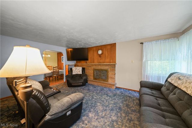 9621 Wolfe Road, Windham, OH 44288