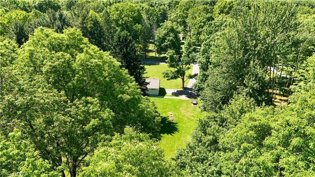 9621 Wolfe Road, Windham, OH 44288