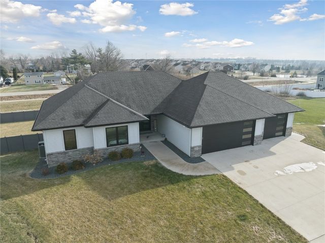 1044 Tramore Court, Marion, IA 52302