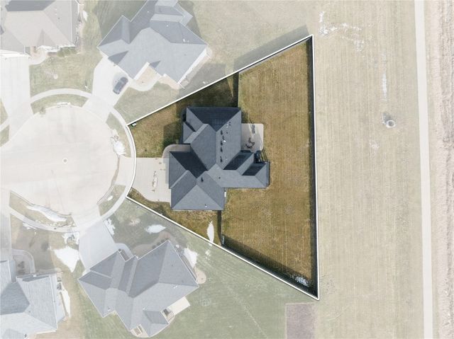 1044 Tramore Court, Marion, IA 52302