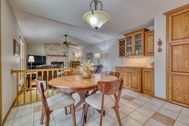 412 Bonnie Road, Cottage Grove, WI 53527