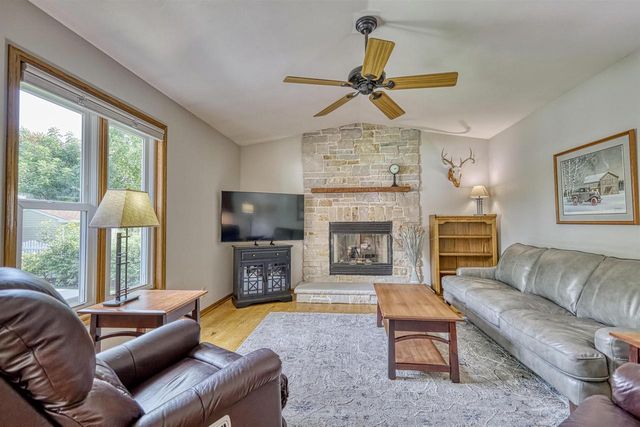 412 Bonnie Road, Cottage Grove, WI 53527