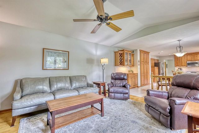 412 Bonnie Road, Cottage Grove, WI 53527