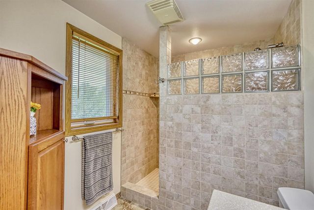 412 Bonnie Road, Cottage Grove, WI 53527