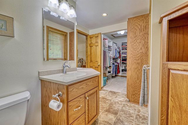 412 Bonnie Road, Cottage Grove, WI 53527