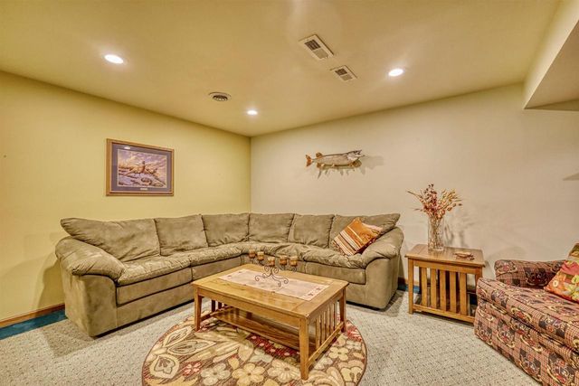 412 Bonnie Road, Cottage Grove, WI 53527