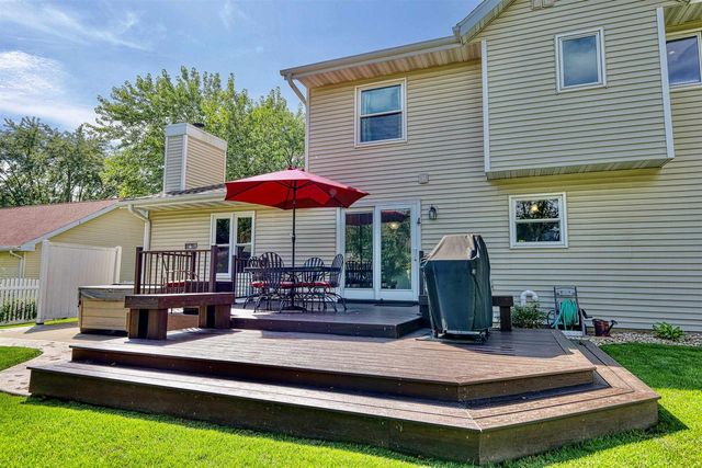412 Bonnie Road, Cottage Grove, WI 53527