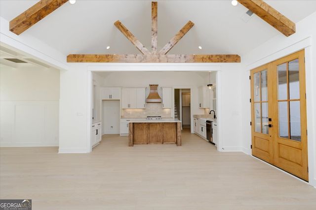 6975 Columbus Road, Lizella, GA 31052