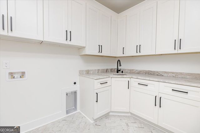 6975 Columbus Road, Lizella, GA 31052