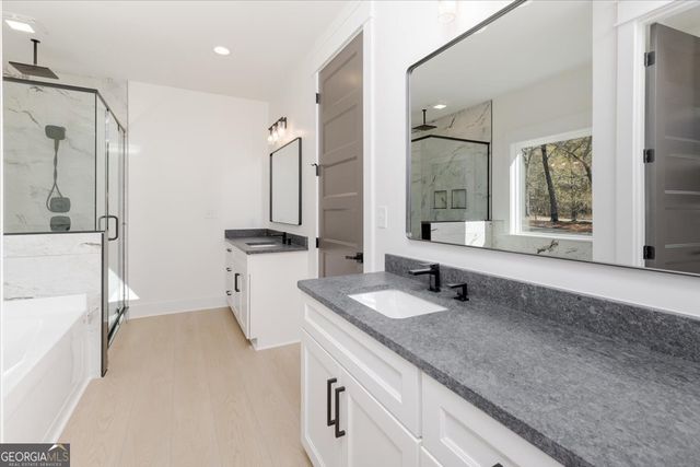 6975 Columbus Road, Lizella, GA 31052