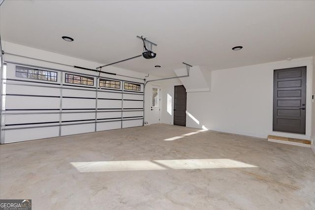 6975 Columbus Road, Lizella, GA 31052