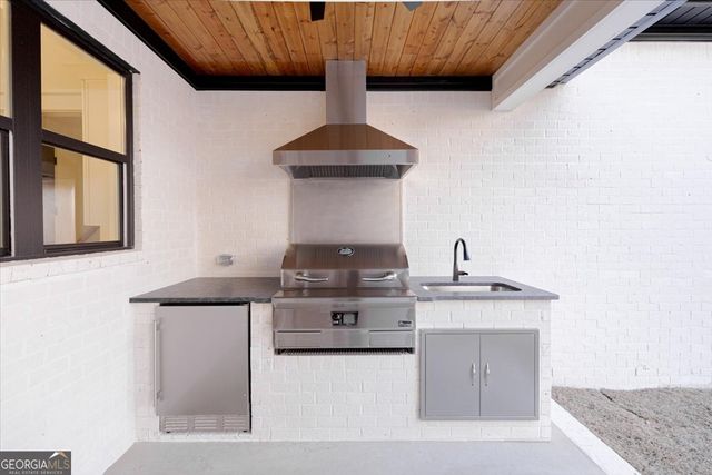 6975 Columbus Road, Lizella, GA 31052