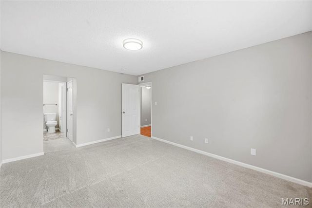 1445 Willow Brook Cove 9, St Louis, MO 63146