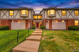 1445 Willow Brook Cove 9, St Louis, MO 63146