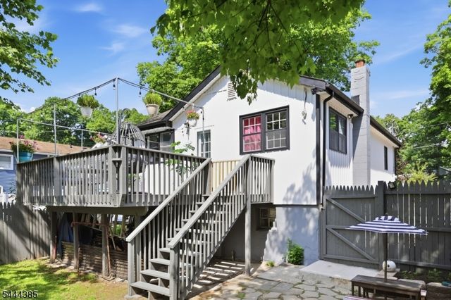 21 Bucknell Way, Hopatcong Boro, NJ 07843