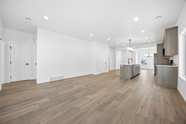 4736 Hampton Loop S, Moorhead, MN 56560