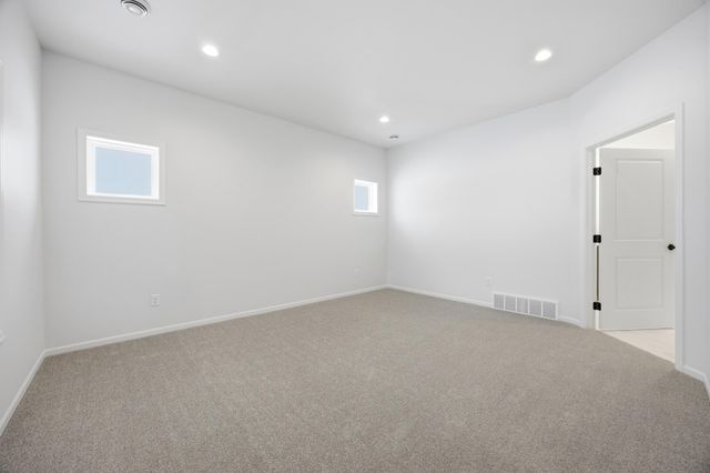 4736 Hampton Loop S, Moorhead, MN 56560