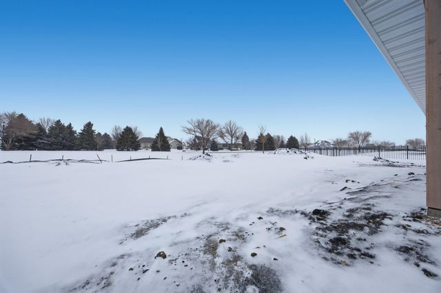 4736 Hampton Loop S, Moorhead, MN 56560
