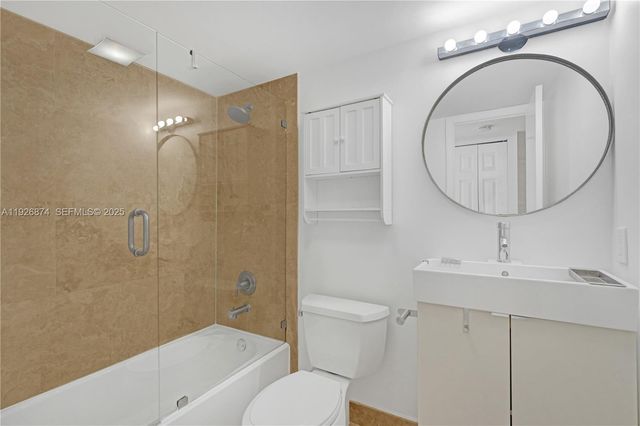 15801 W Waterside Cir 101, Sunrise, FL 33326