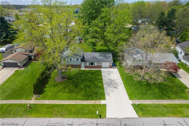 6974 Wil Lou Lane, North Ridgeville, OH 44039