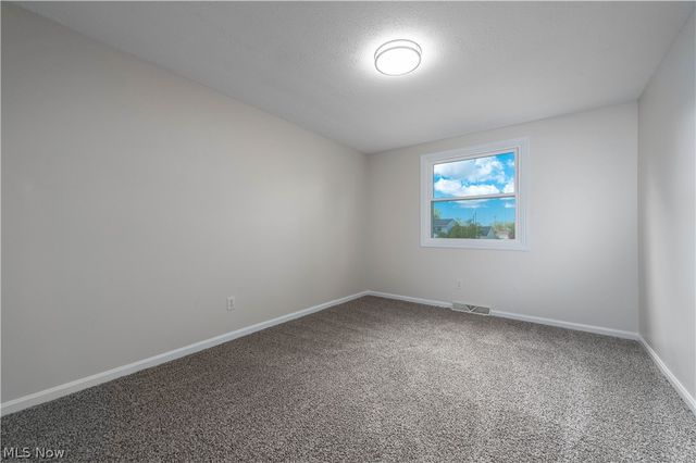 6974 Wil Lou Lane, North Ridgeville, OH 44039