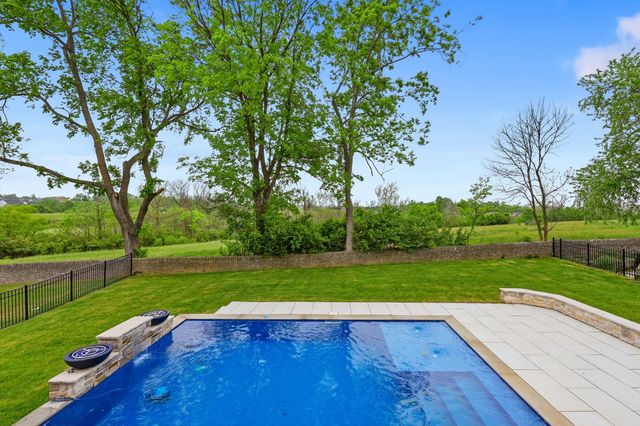 2353 Cosimo Way, Lexington, KY 40509