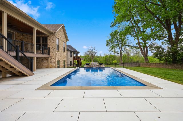 2353 Cosimo Way, Lexington, KY 40509
