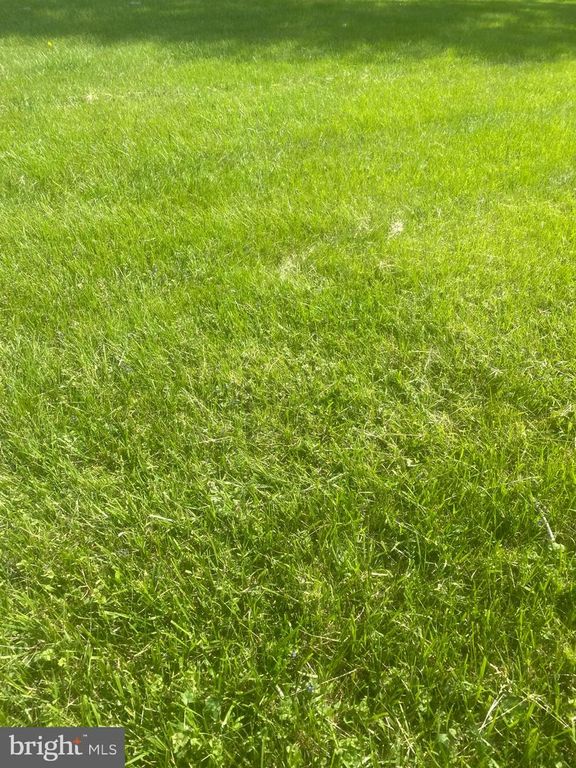 5705 IRON STONE RD, Tracys Landing, MD 20779